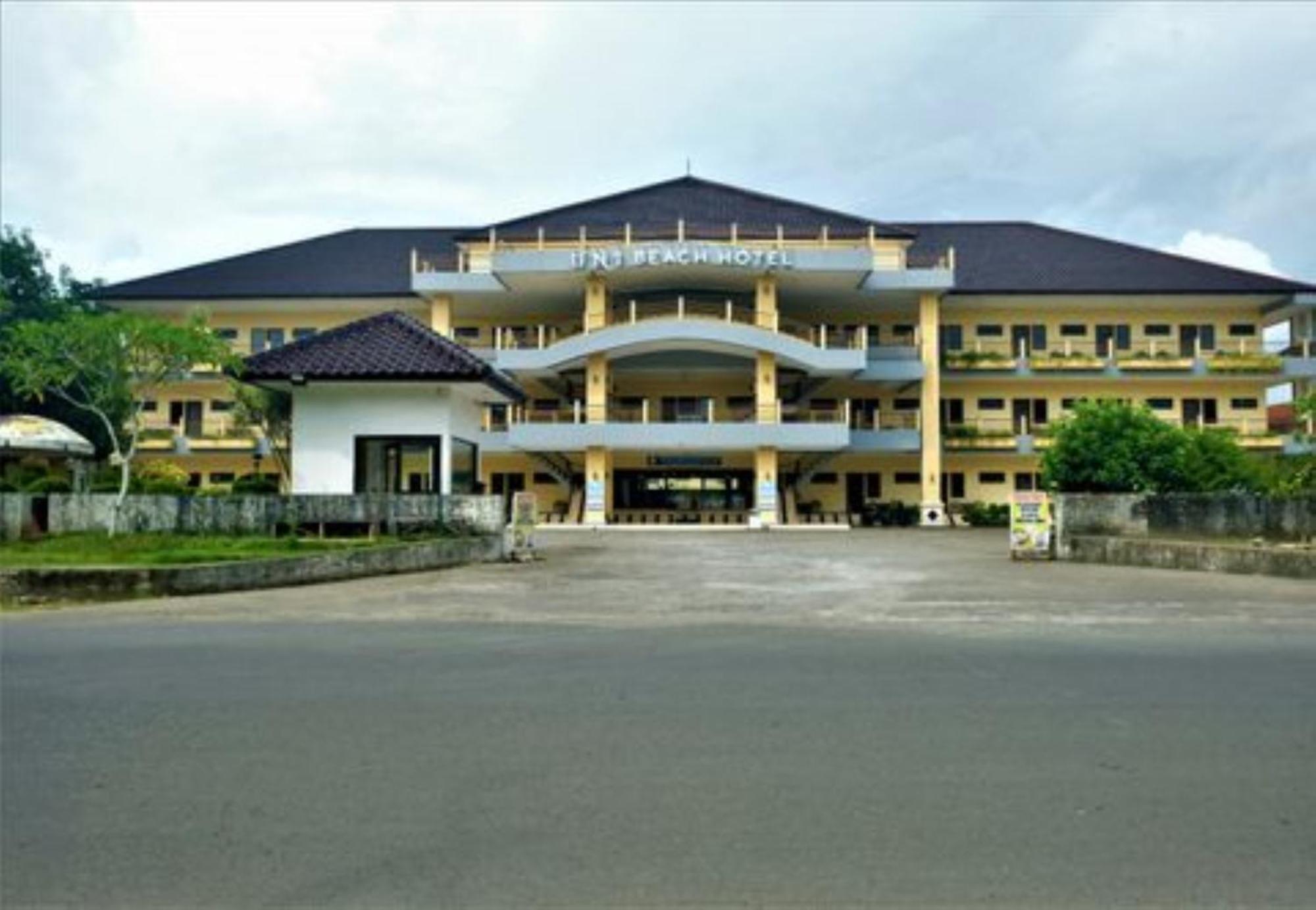 Uni Beach Hotel Pangandaran Exteriör bild
